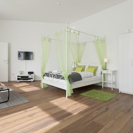 Studio Apartment Niemetzstr 51 Berlin Luaran gambar