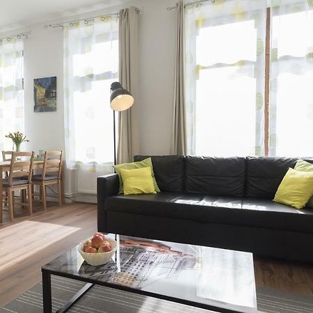 Studio Apartment Niemetzstr 51 Berlin Luaran gambar
