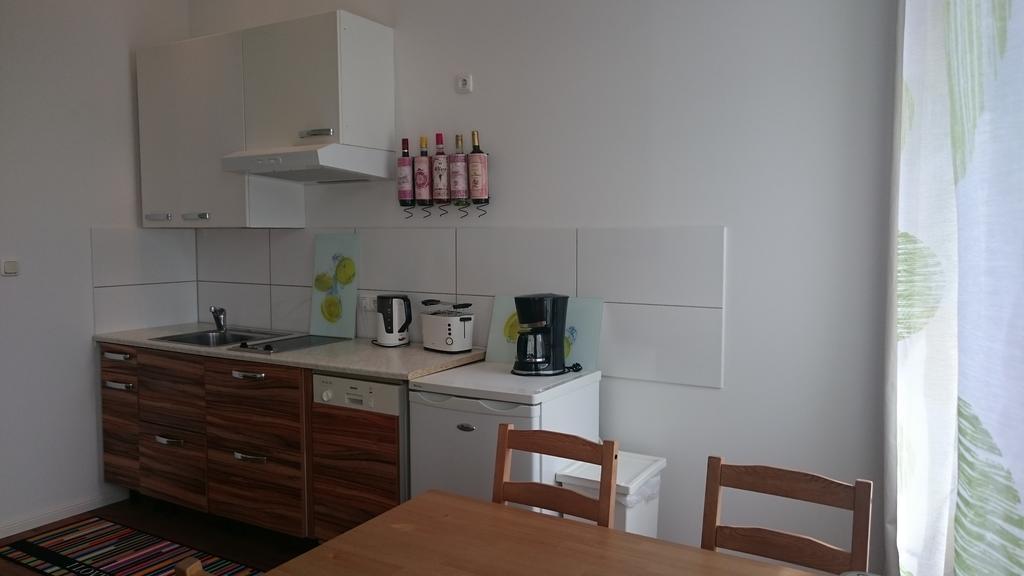 Studio Apartment Niemetzstr 51 Berlin Luaran gambar