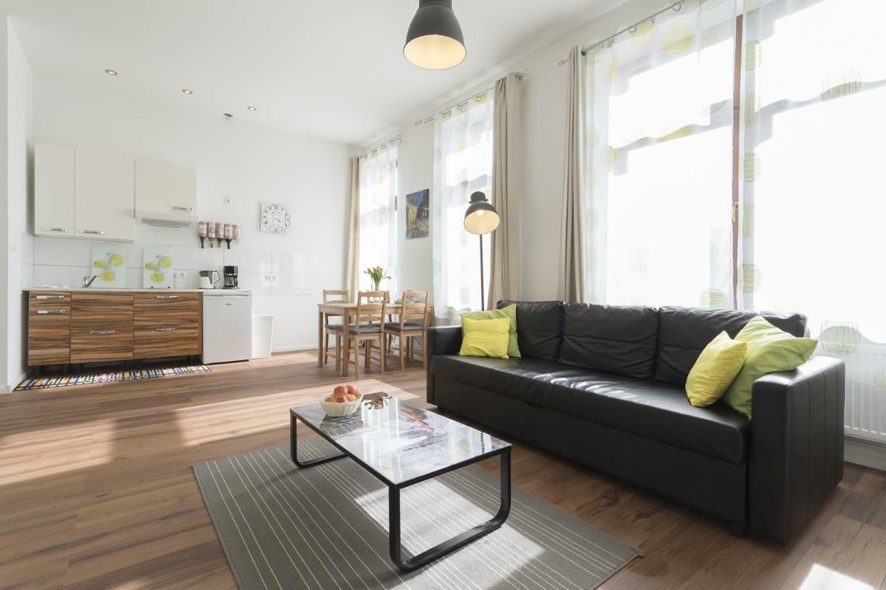 Studio Apartment Niemetzstr 51 Berlin Luaran gambar