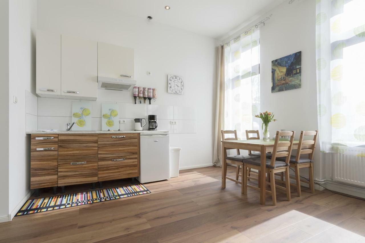Studio Apartment Niemetzstr 51 Berlin Luaran gambar